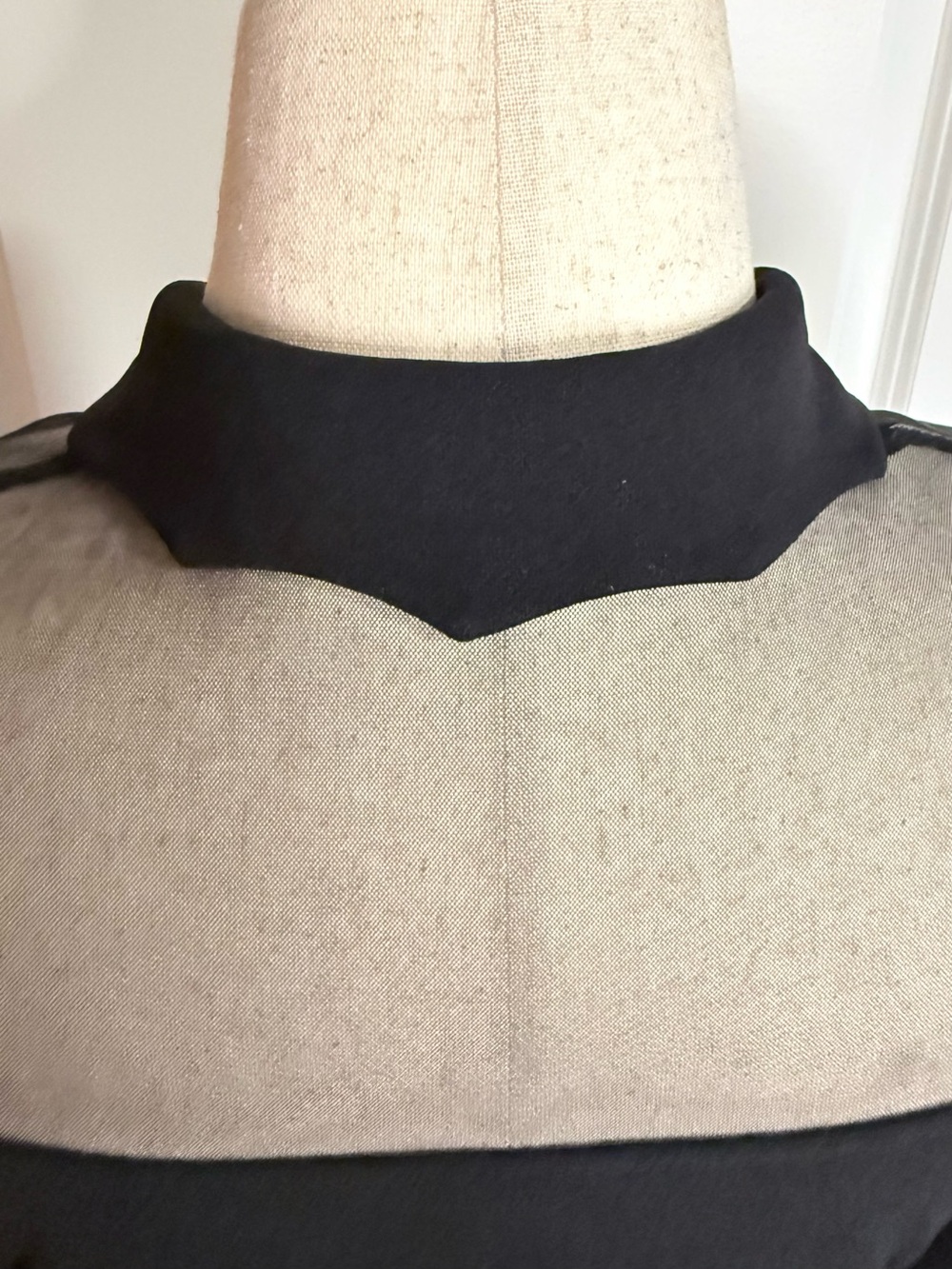 🆕 Women’s Little Black Dress L US10 sheer bell sleeves goth bat stretchy - Picture 7 of 10